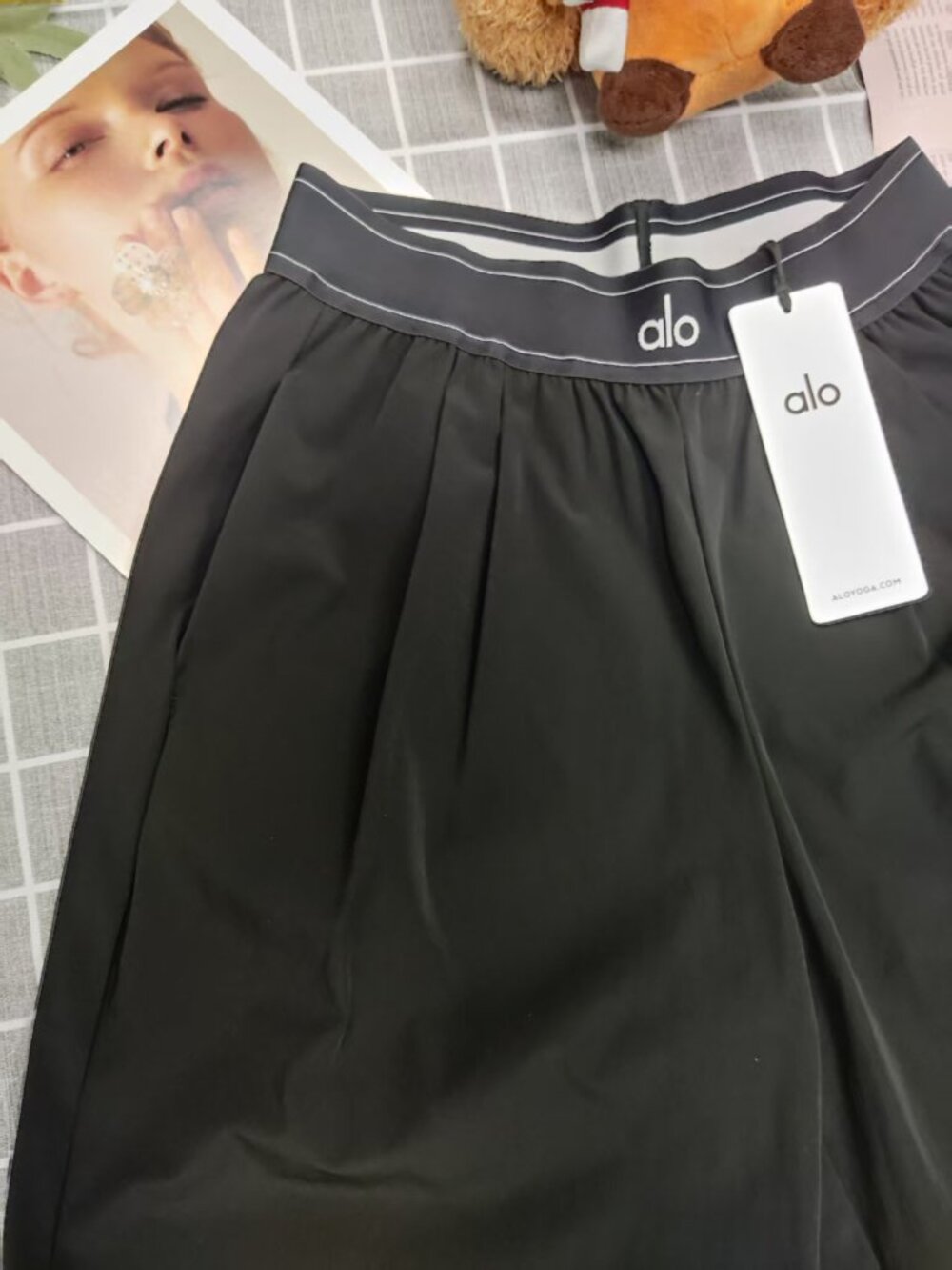 NWT โจ Alo Yoga Suit Up Trouser Black Regular 30" Inseam Wide Leg Pants ๐ค - Picture 7 of 9